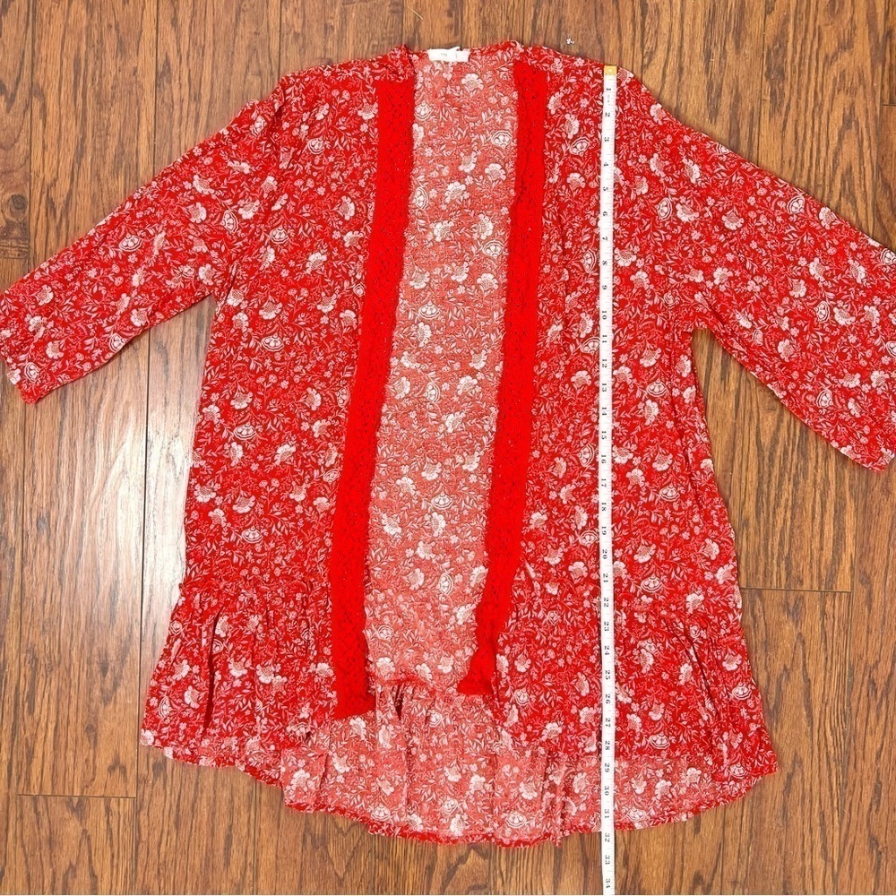 Maurices Red Floral Crochet Trim Open Front Peplum Hem Kimono Size Large - Picture 15 of 16
